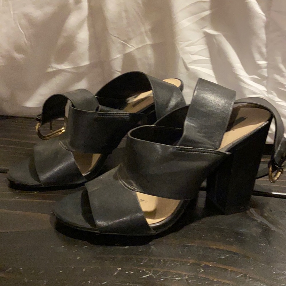 Black 4 inch chunky heel/ankle heels